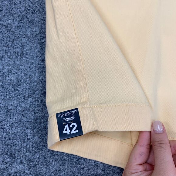 Roundtree & Yorke Short Men 42 Yellow Chino Flat Front Classic Fit Twill Stretch - Picture 3 of 10